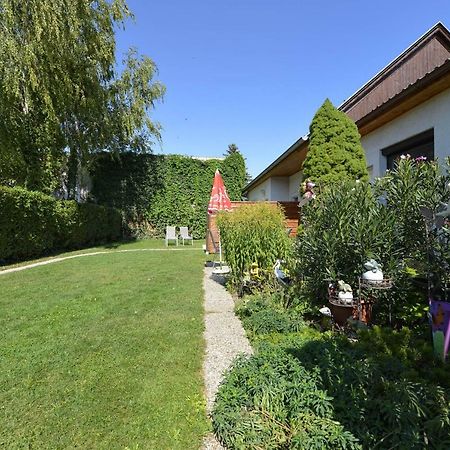 Ferienwohnungen Karoly Mörbisch am See Exteriör bild