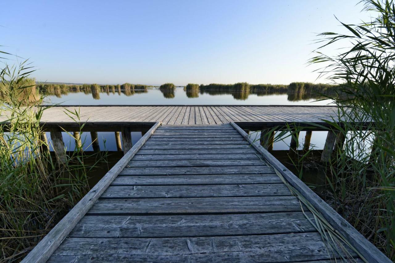 Ferienwohnungen Karoly Mörbisch am See Exteriör bild